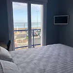 L'embarcadere Hotel 2*