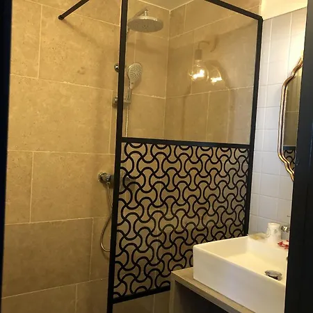 L'embarcadere Hotel 2*