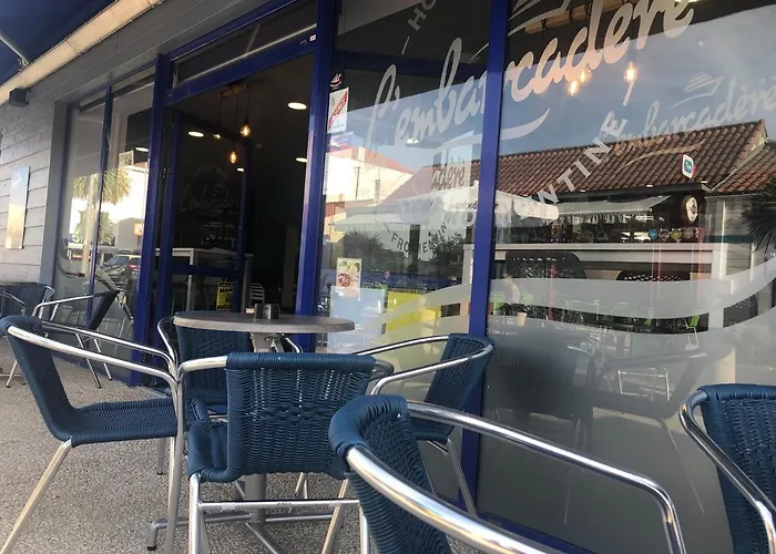 L'embarcadere 라 바르-드-몽